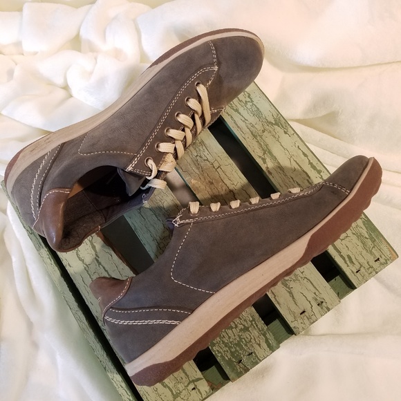 AXXIOM MARTINA CASUAL - Picture 4 of 5